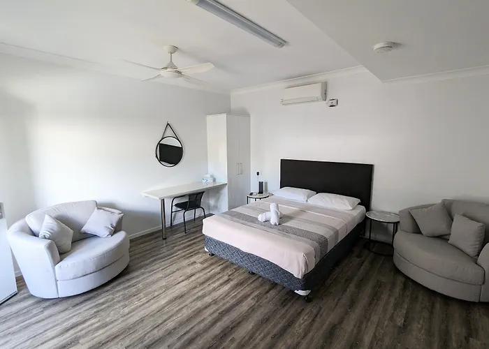 Escape On Lake Cairns